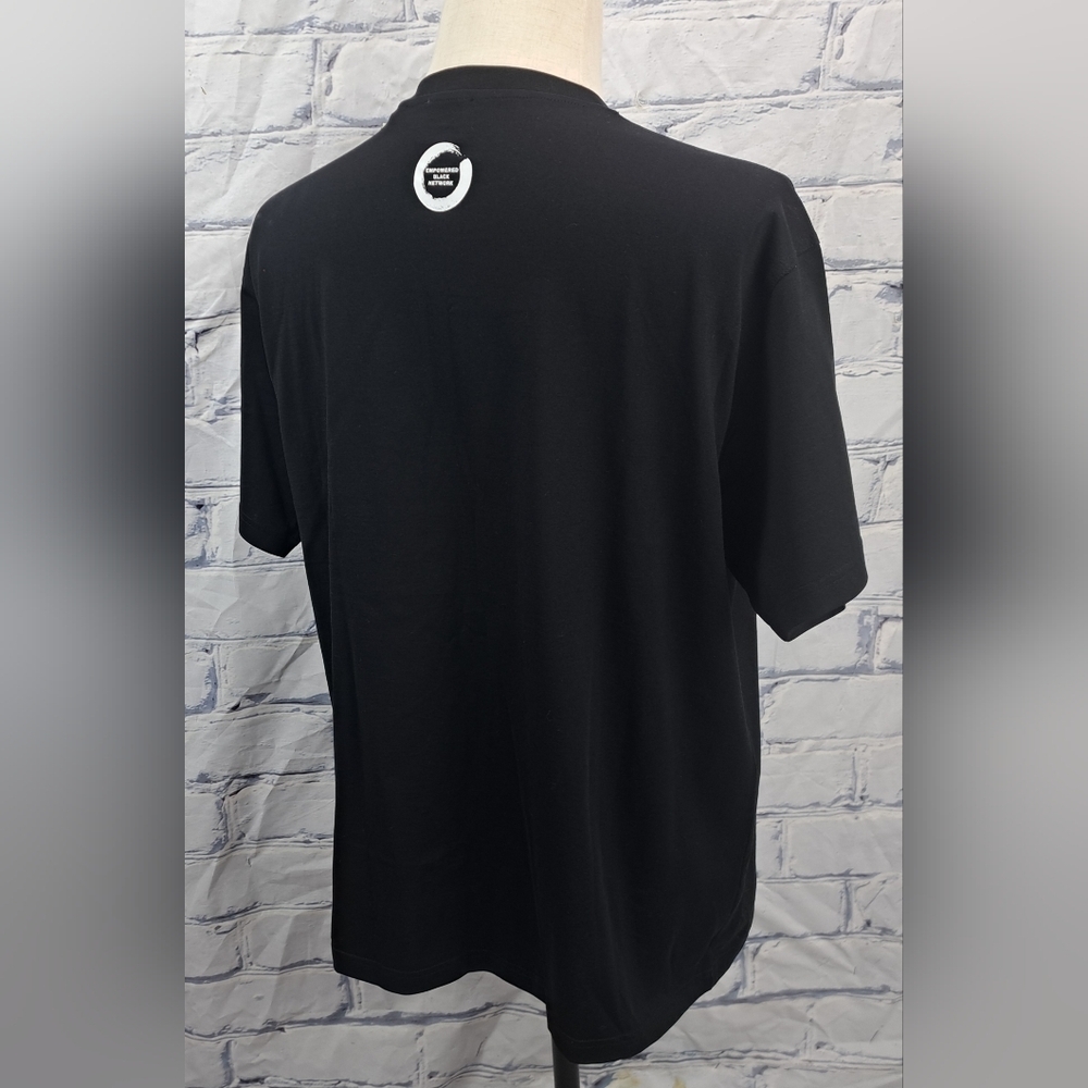 NWT Burberry Men's T-Shirt Tee Black Power Fist TB Logo Organic Medium - Picture 13 of 16